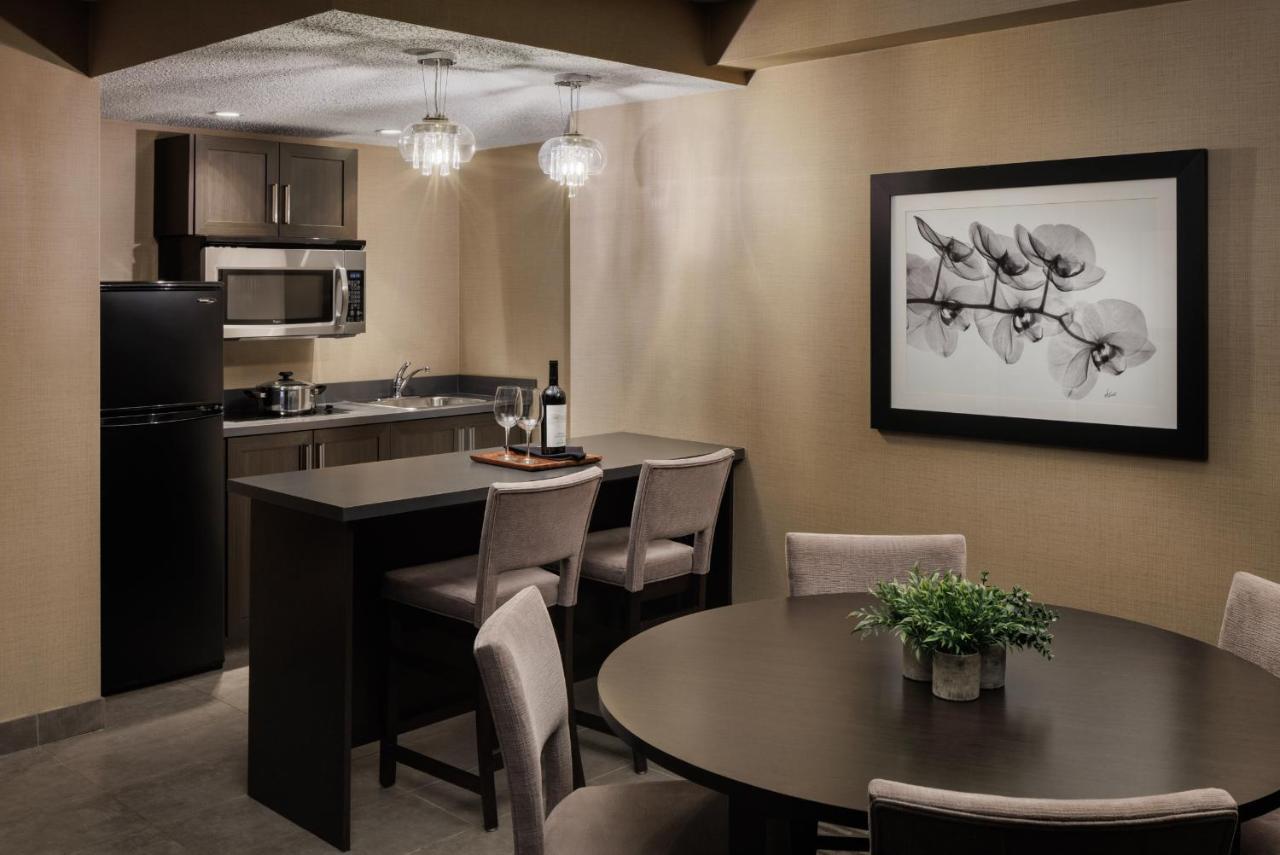 Pomeroy Hotel & Conference Centre Grande Prairie Extérieur photo