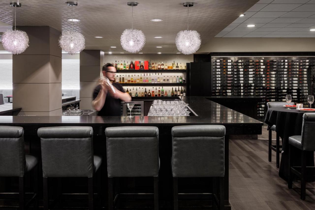 Pomeroy Hotel & Conference Centre Grande Prairie Extérieur photo